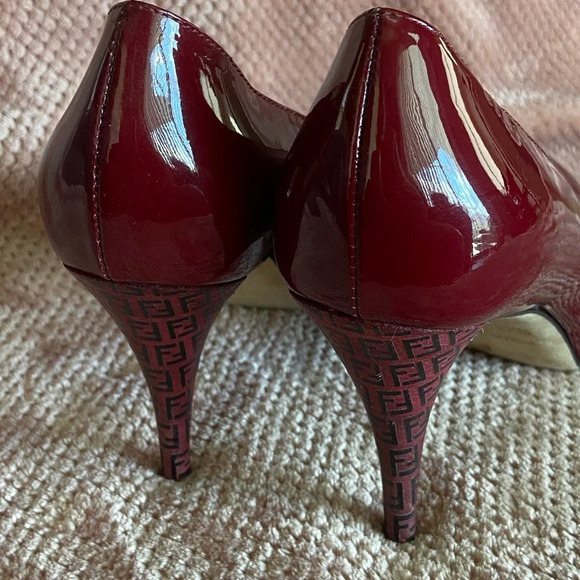 Fendi Burgundy Patent Leather Heels - Picture 6 of 16